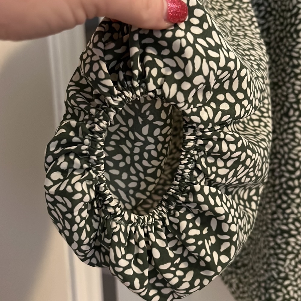 Boutique top! - Picture 4 of 7